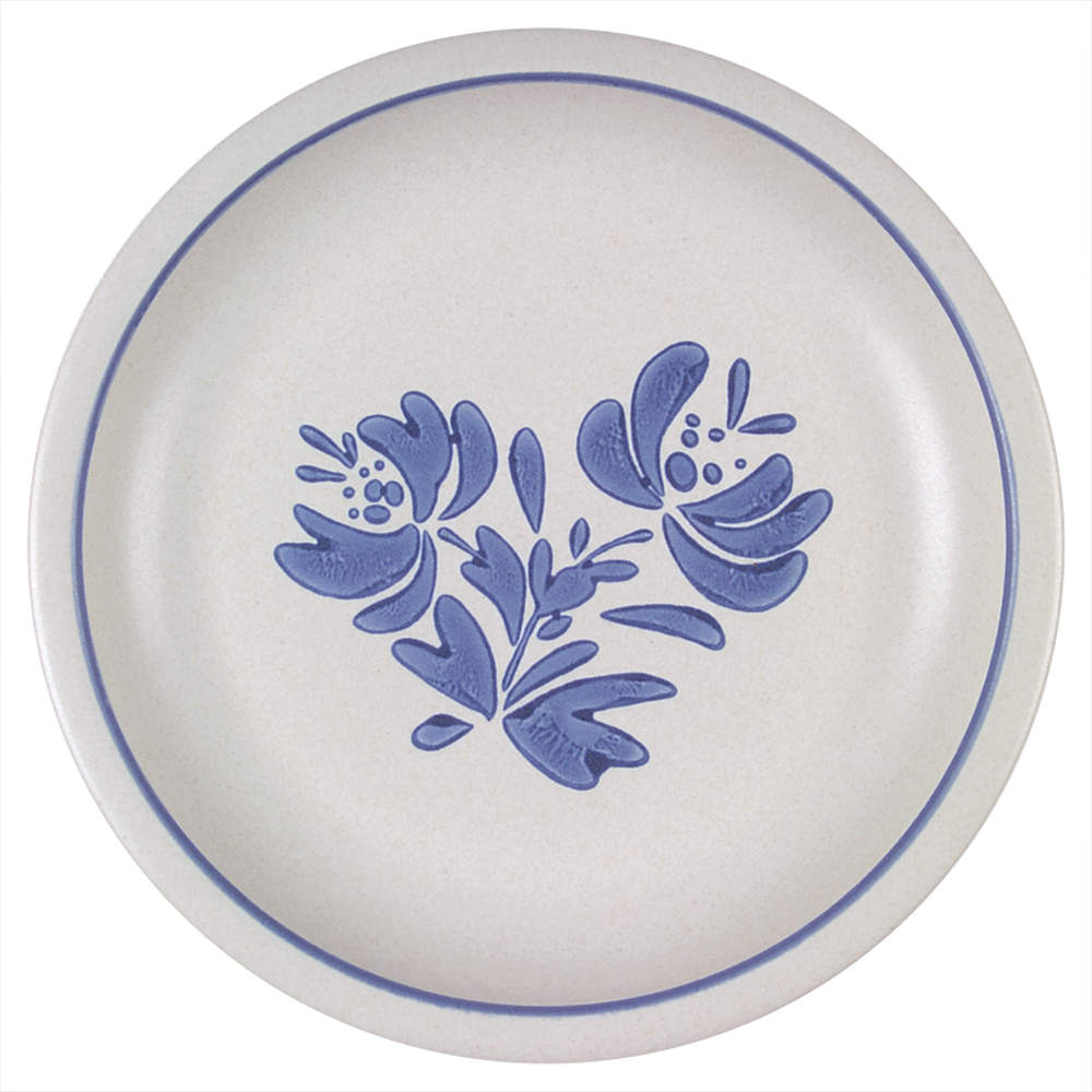 Yorktowne Luncheon Plate by Pfaltzgraff-1