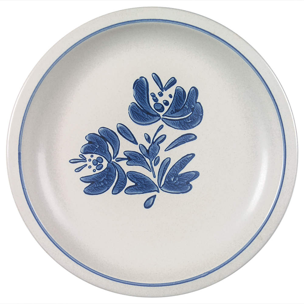 Yorktowne Luncheon Plate by Pfaltzgraff-1