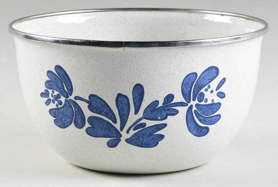 Yorktowne 6" Metal Mixing Bowl by Pfaltzgraff-1