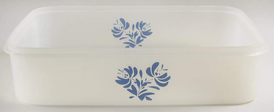 Yorktowne 14" Plastic Rectanuglar Storage Box W/No Lid by Pfaltzgraff-1