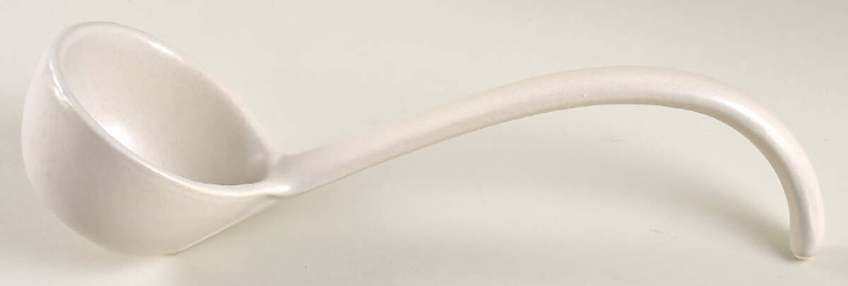 Yorktowne Tureen Ladle by Pfaltzgraff-1
