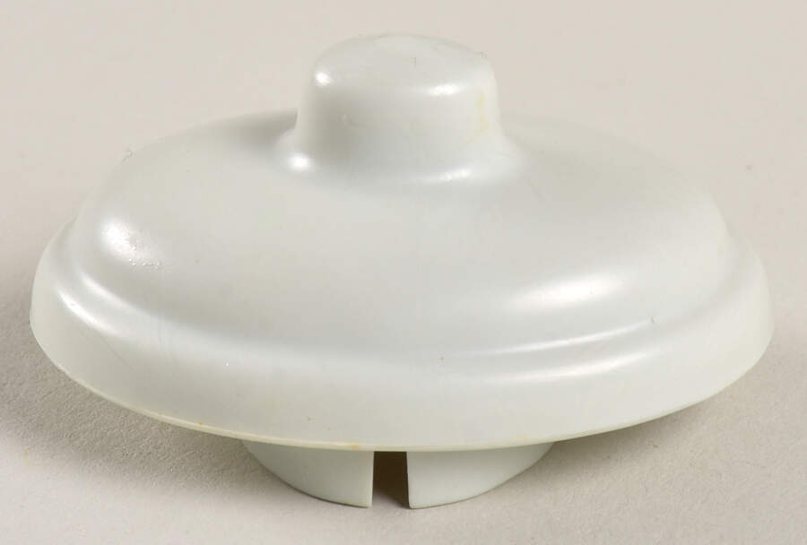 Yorktowne Lid for Plastic Child's Teapot by Pfaltzgraff-1