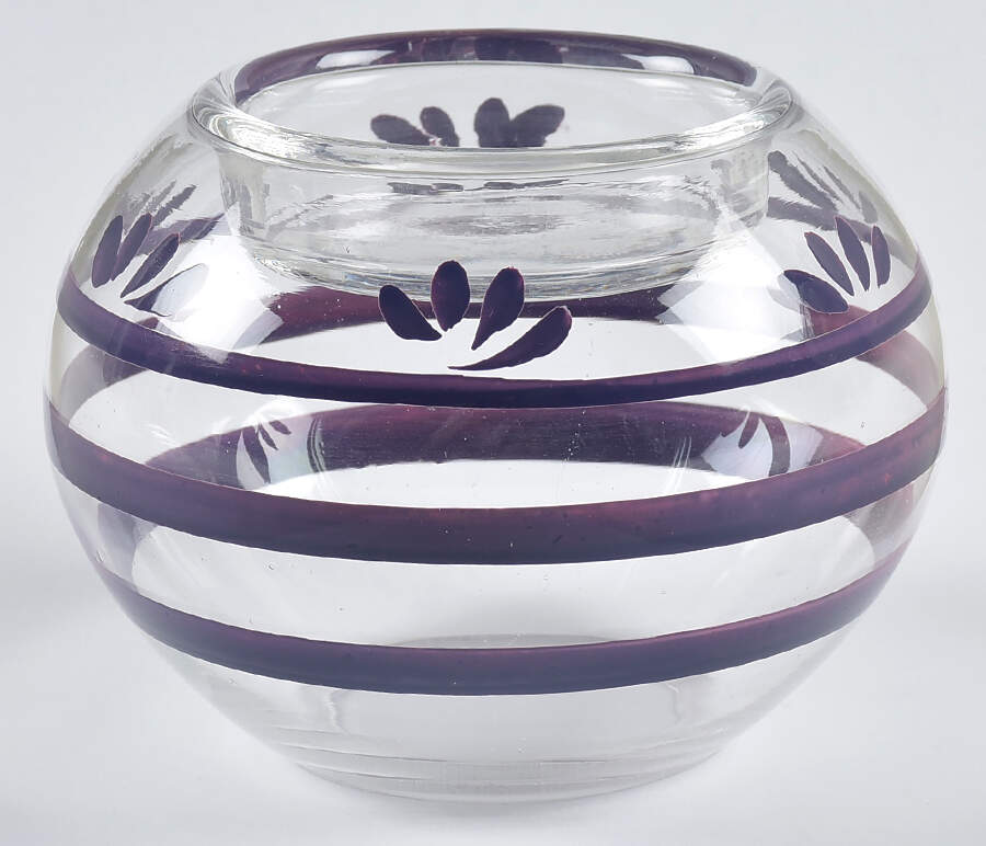 Yorktowne Glassware Hurricane Bottom by Pfaltzgraff-1