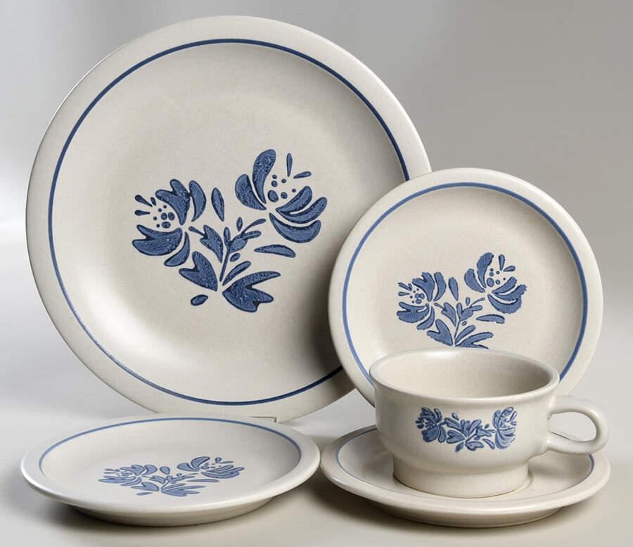 Yorktowne 40  Piece Estate Set by Pfaltzgraff-1