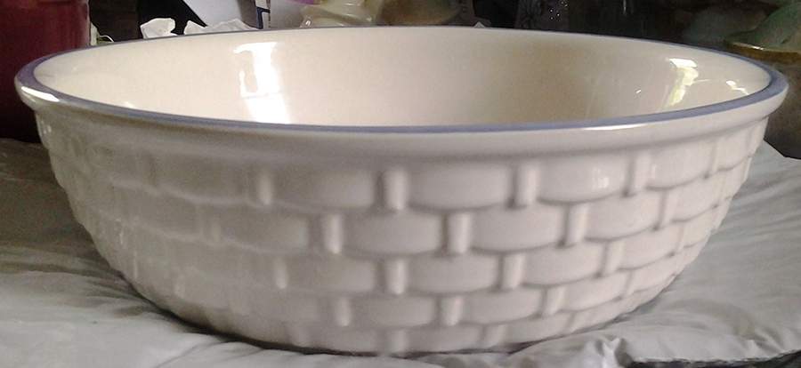 Yorktowne 8" Wicker Bowl by Pfaltzgraff-1