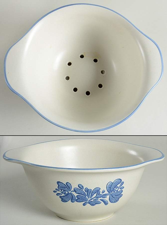 Yorktowne Ceramic Colander by Pfaltzgraff-1