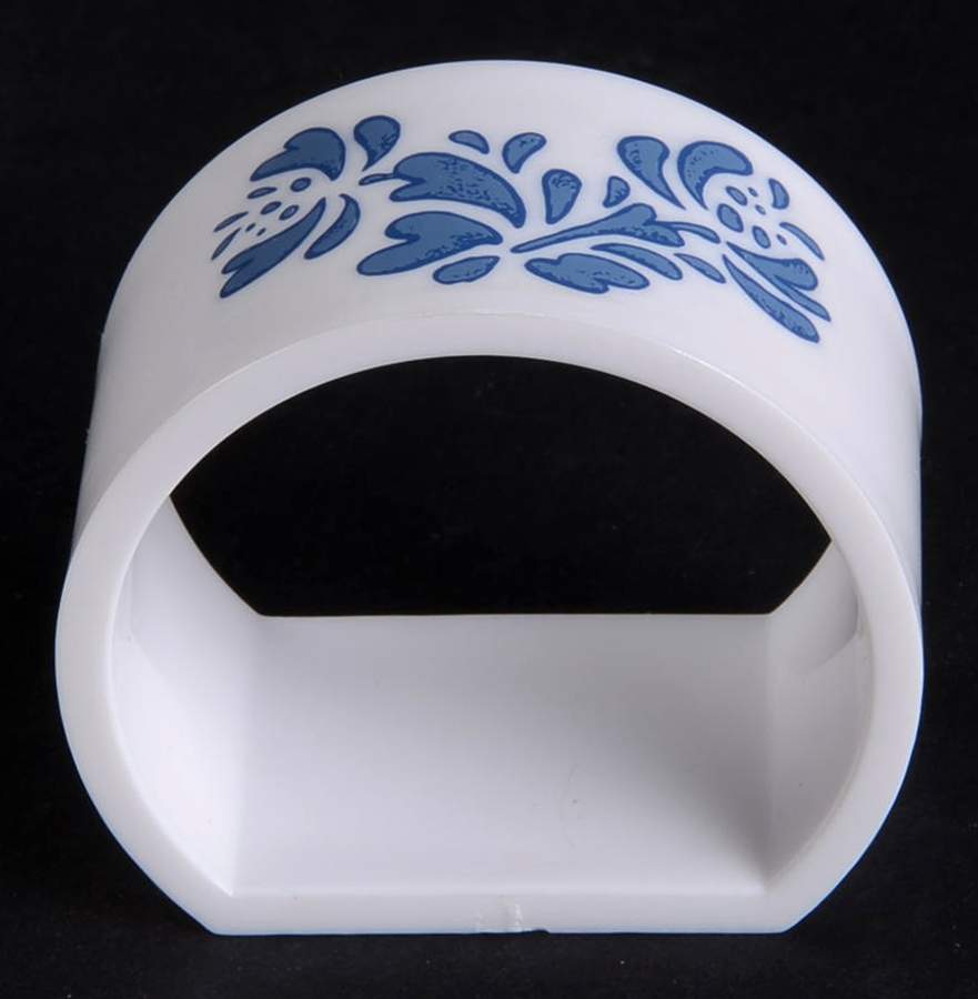 Yorktowne Plastic Napkin Ring by Pfaltzgraff-1