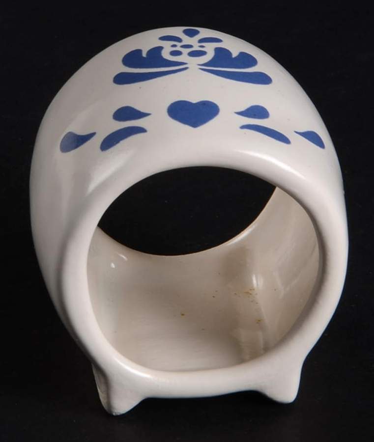 Yorktowne Napkin Ring by Pfaltzgraff-1