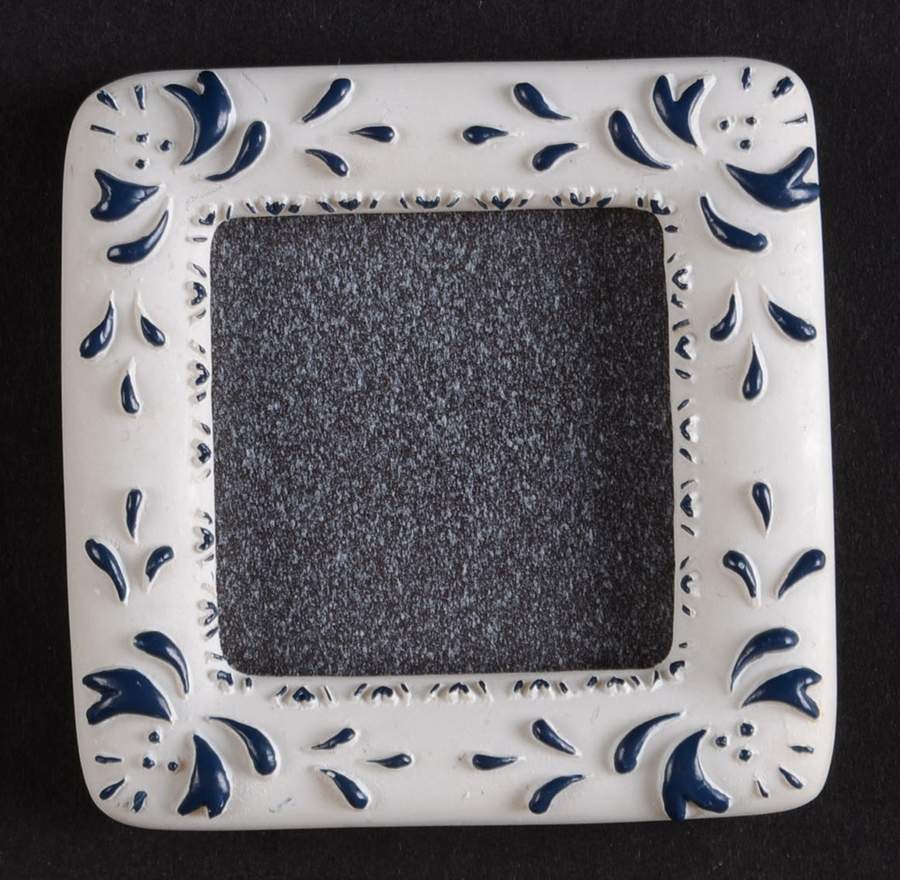 Yorktowne Picture Frame Magnet by Pfaltzgraff-1