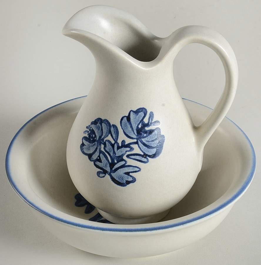 Yorktowne Miniature Pitcher and Bowl Set by Pfaltzgraff-1