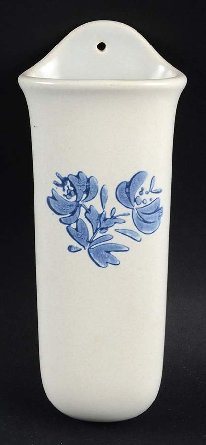 Yorktowne Wall/Hanging Vase by Pfaltzgraff-1