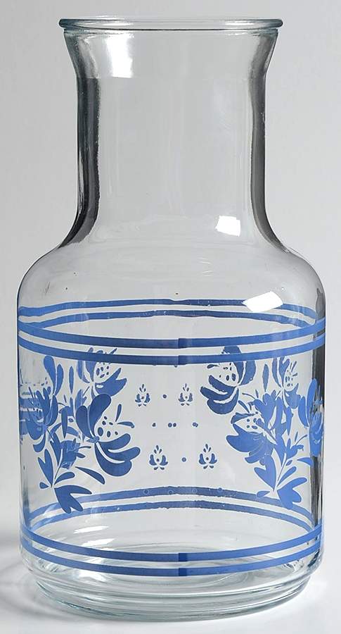 Yorktowne Glasware Beverage Server with Metal Lid by Pfaltzgraff-1