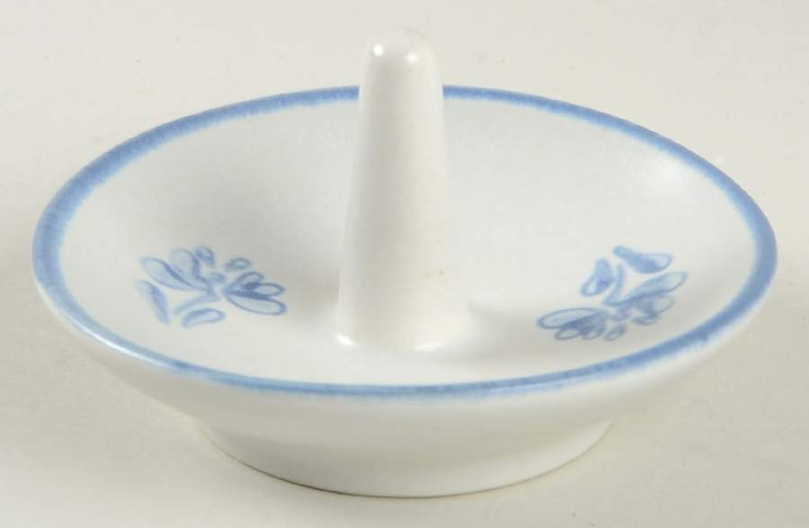 Yorktowne Ring Holder by Pfaltzgraff-1