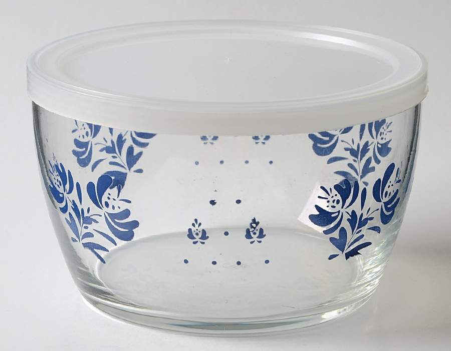 Yorktowne Glassware All Purpose Bowl & Plastic Lid by Pfaltzgraff-1