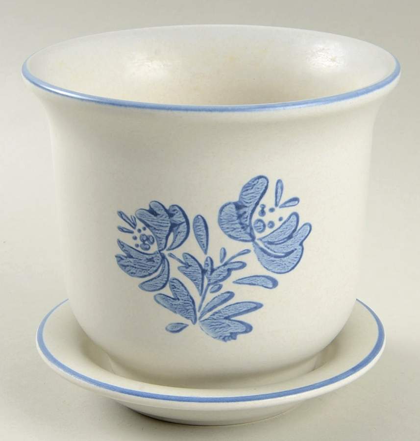 Yorktowne 4" Flower Pot & Underplate by Pfaltzgraff-1