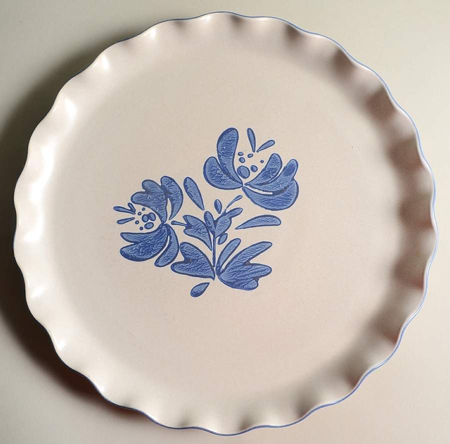 Yorktowne Fluted Cake Plate by Pfaltzgraff-1