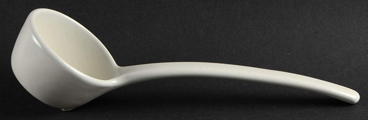 Yorktowne Tureen Ladle by Pfaltzgraff-1