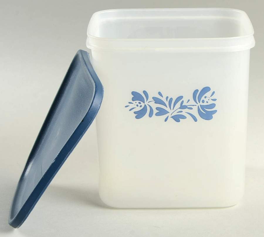 Yorktowne 6" Square Plastic Storage Box by Pfaltzgraff-1