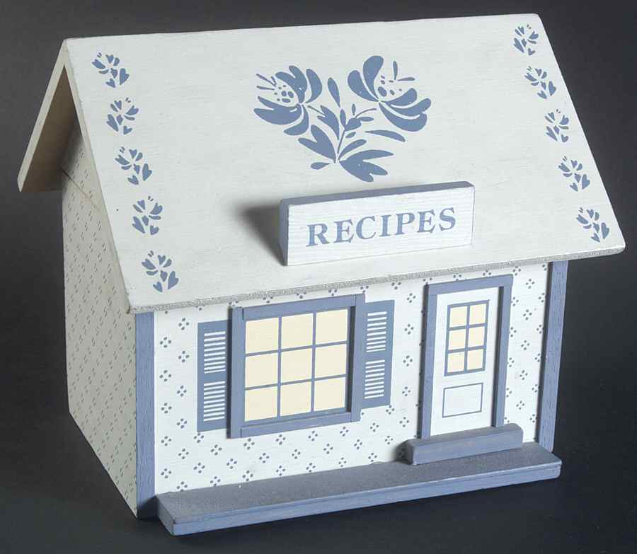 Yorktowne Wood House Recipe Box & Lid by Pfaltzgraff-1