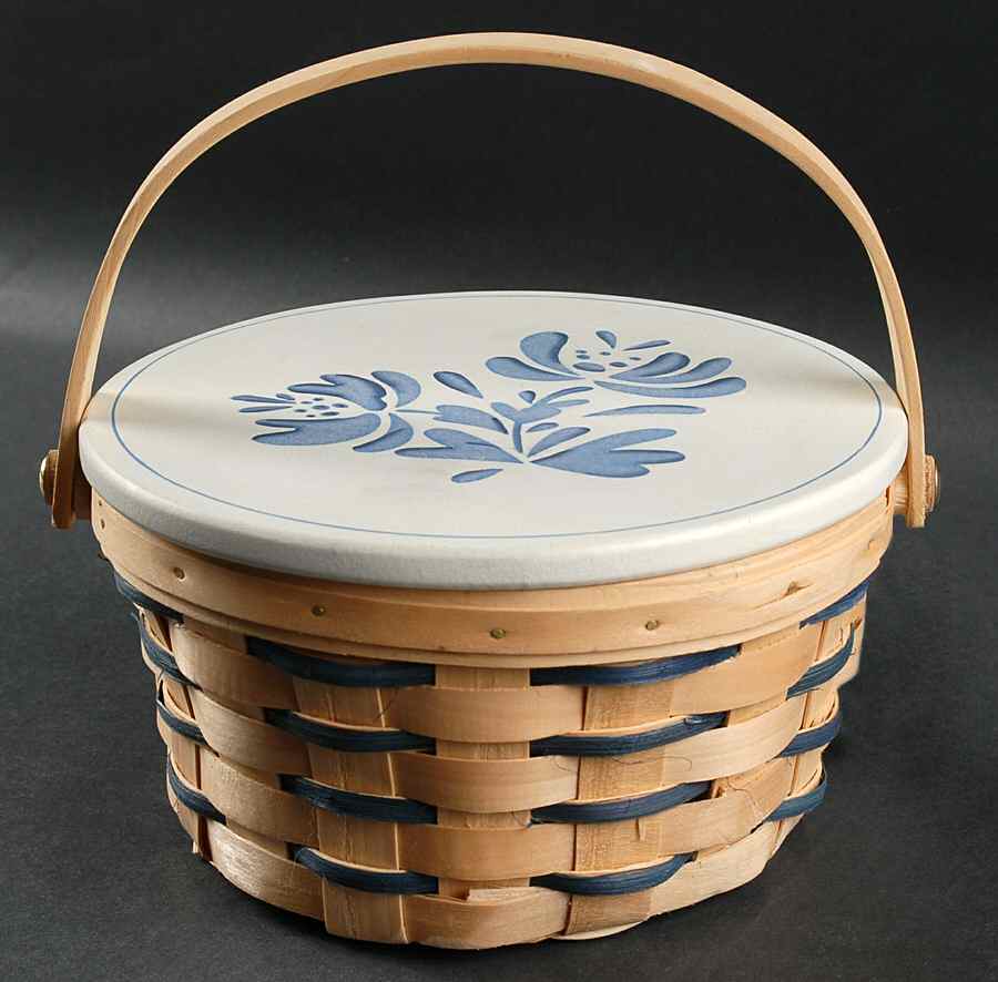 Yorktowne Wicker Basket & Wood Lid by Pfaltzgraff-1