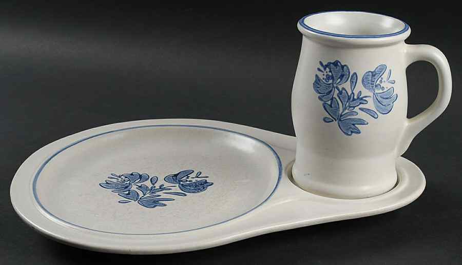 Yorktowne Snack Tray & Coffee Mug Set by Pfaltzgraff-1