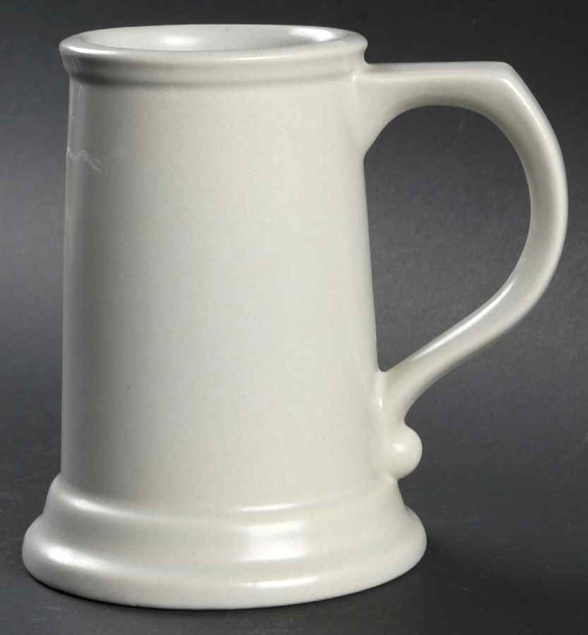 Yorktowne Tankard by Pfaltzgraff-1