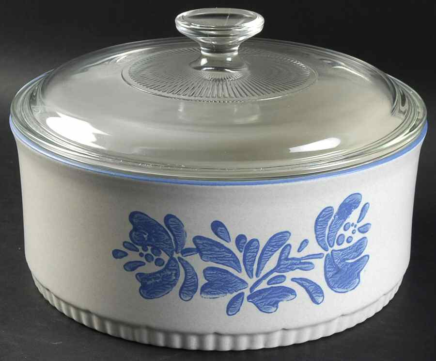 Yorktowne 3 Quart Covered Round Baker by Pfaltzgraff-1