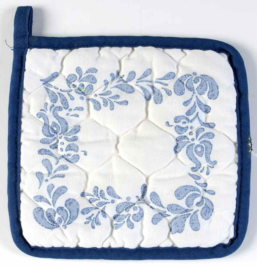 Yorktowne Cloth Potholder by Pfaltzgraff-1