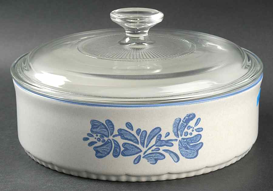 Yorktowne 2 Quart Round Baker & Lid by Pfaltzgraff-1