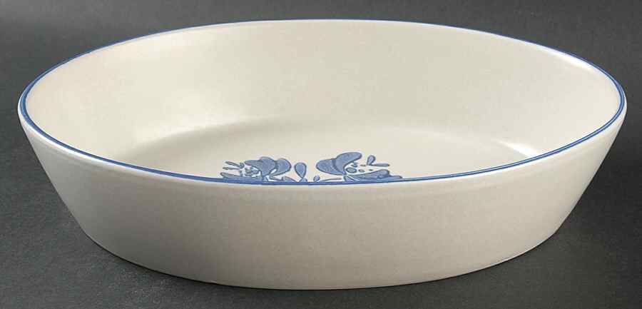 Yorktowne 10" Oval Baker by Pfaltzgraff-1