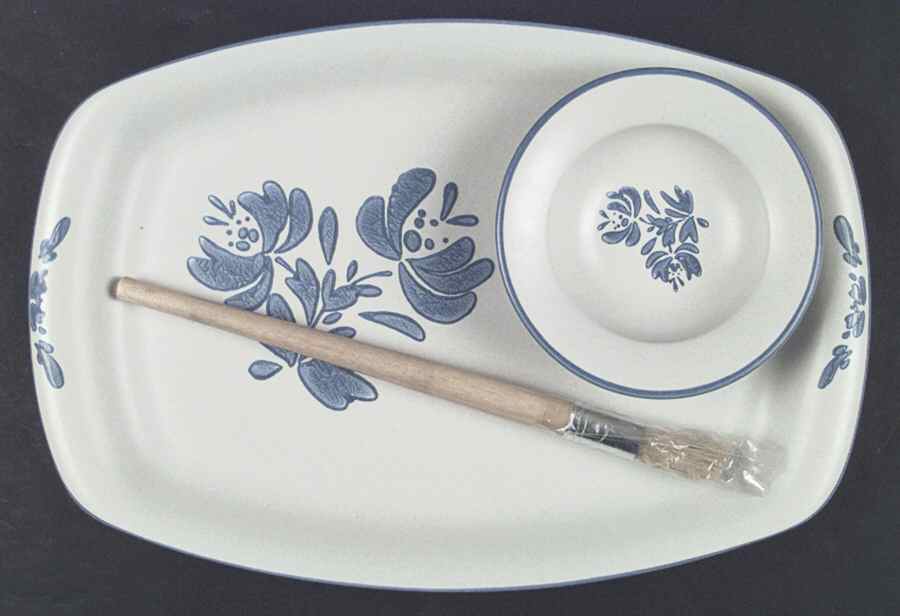 Yorktowne 3-Piece Barbeque (Plate, Bowl and Brush) by Pfaltzgraff-1