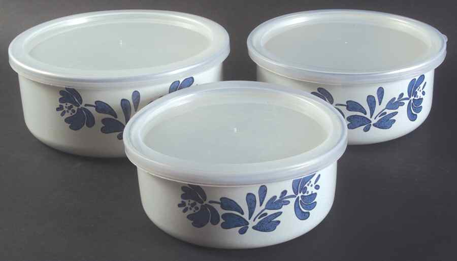 Yorktowne 3 Pc Metal Bowl W/Plastclid (5 3/4",6 5/8",7 1/4") by Pfaltzgraff-1