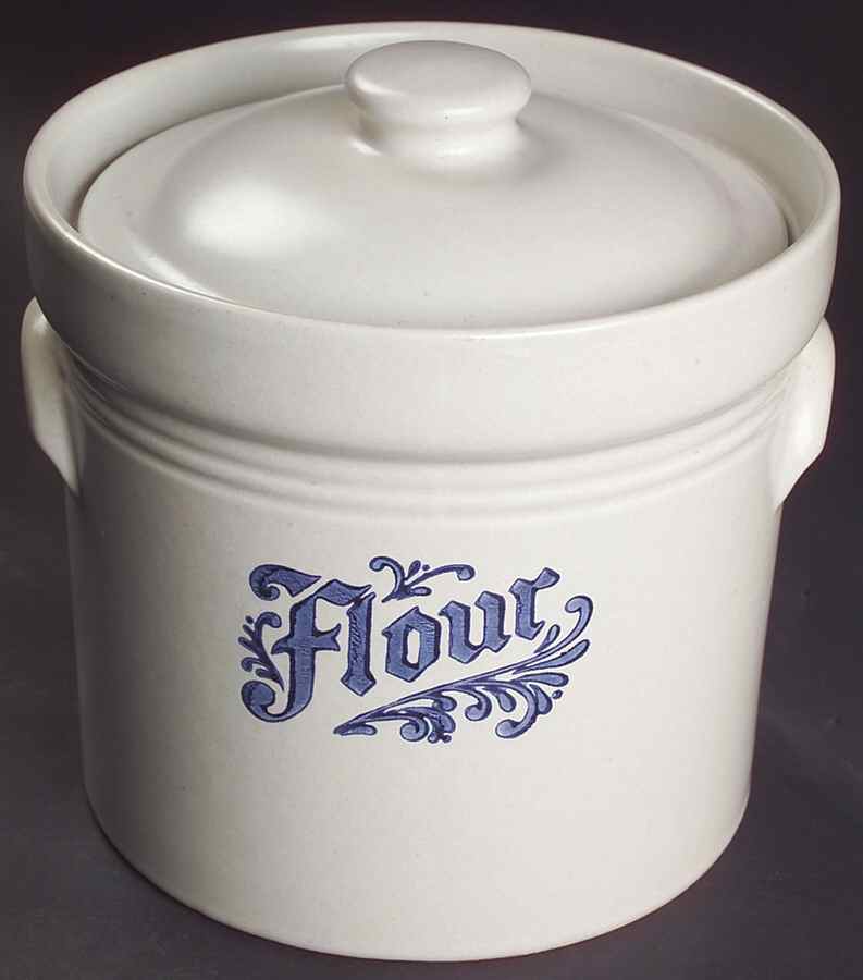 Yorktowne Flour Canister & Lid by Pfaltzgraff-1