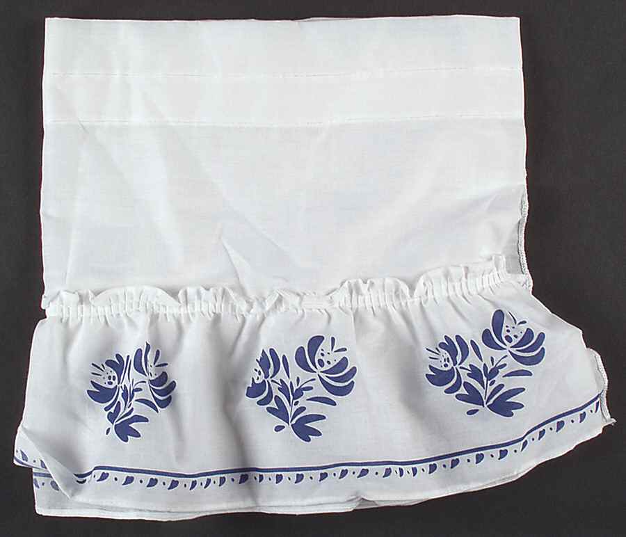Yorktowne Curtain Valance 52"X13" by Pfaltzgraff-1