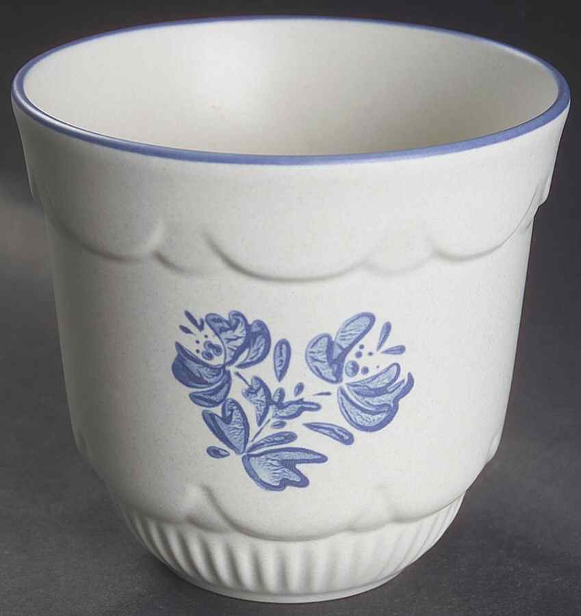 Yorktowne 4" Flower Pot by Pfaltzgraff-1