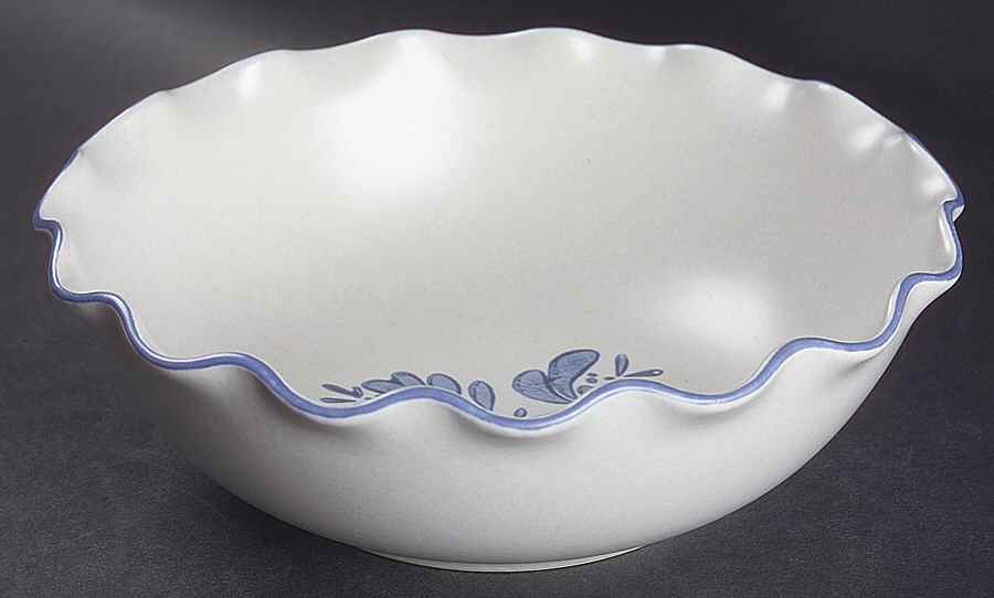 Yorktowne Large Round Fluted Bowl by Pfaltzgraff-1