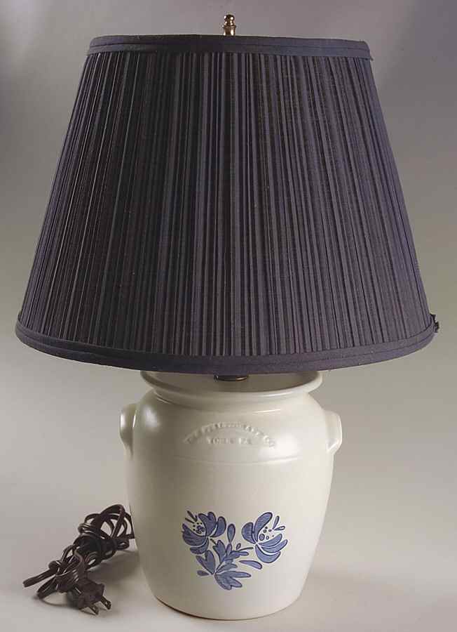 Yorktowne 17" Electric Lamp & Shade by Pfaltzgraff-1
