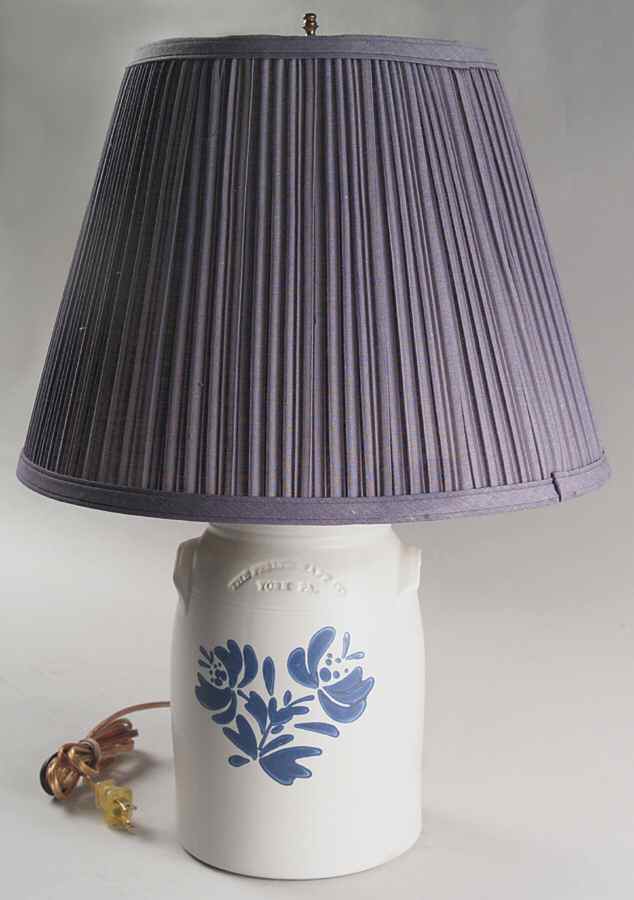 Yorktowne Large Crock Lamp & Shade by Pfaltzgraff-1