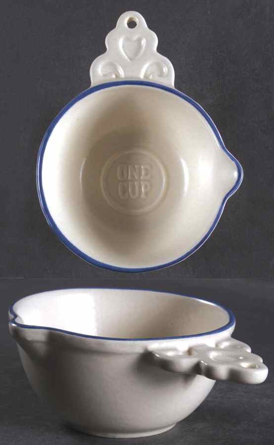 Yorktowne 1 Cup Measuring Cup with Spout by Pfaltzgraff-1