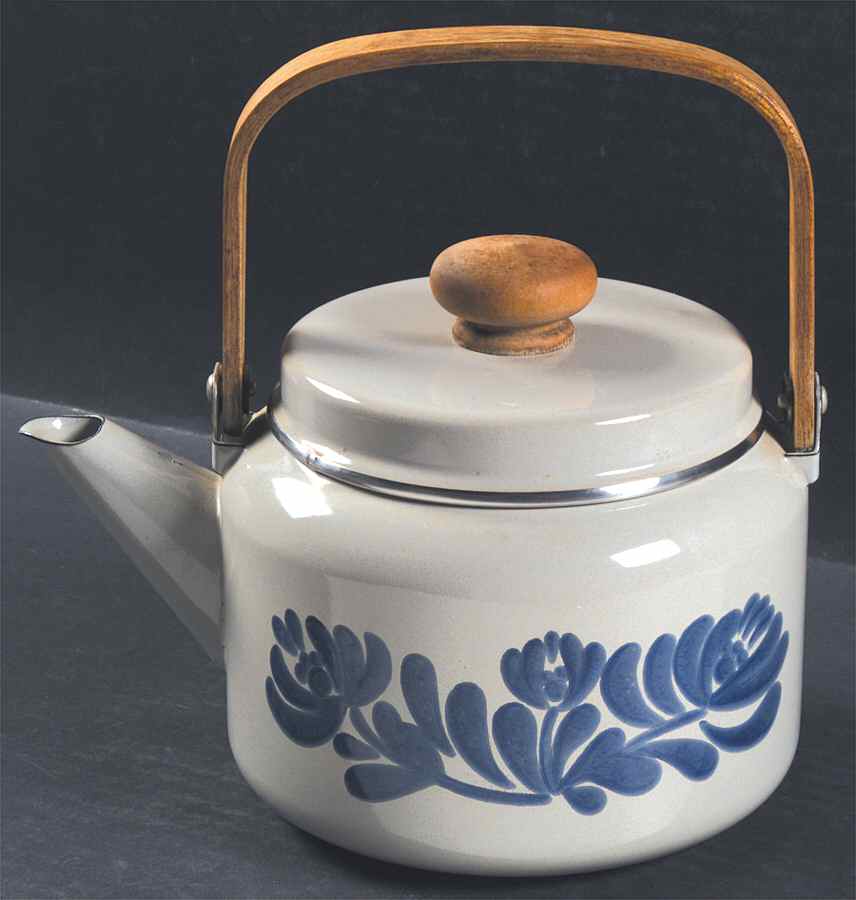 Yorktowne Metal Kettle & Lid by Pfaltzgraff-1