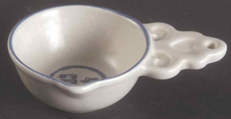 Yorktowne 1/4 Cup Measuring Cup by Pfaltzgraff-1