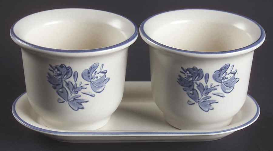 Yorktowne Herb Pots with Tray (2 Pots,1 Tray) by Pfaltzgraff-1