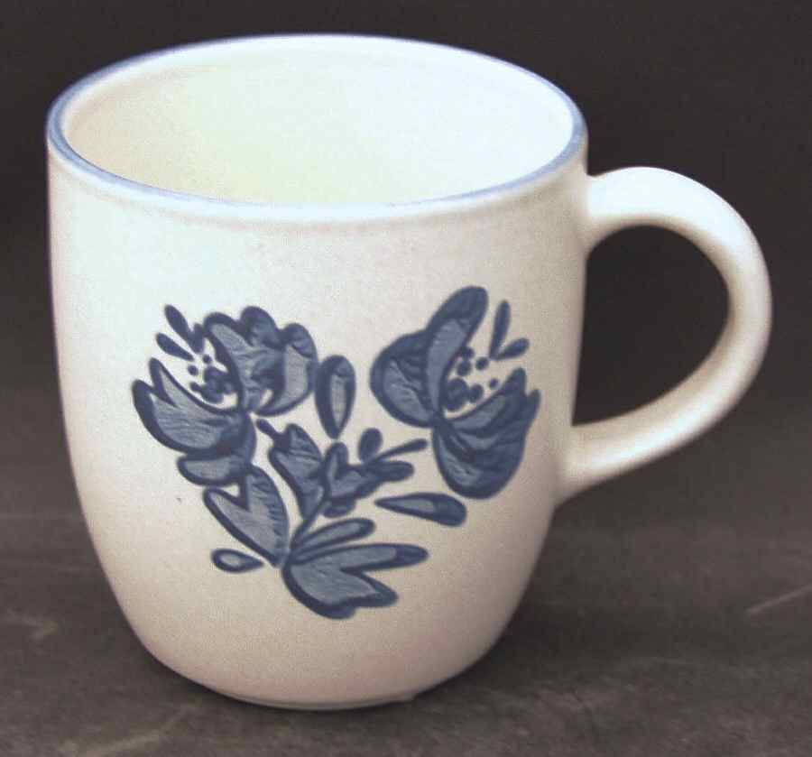 Yorktowne Mug by Pfaltzgraff-1