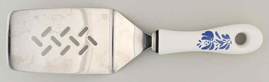Yorktowne Stainless Spatlua W/Plastic Hd by Pfaltzgraff-1