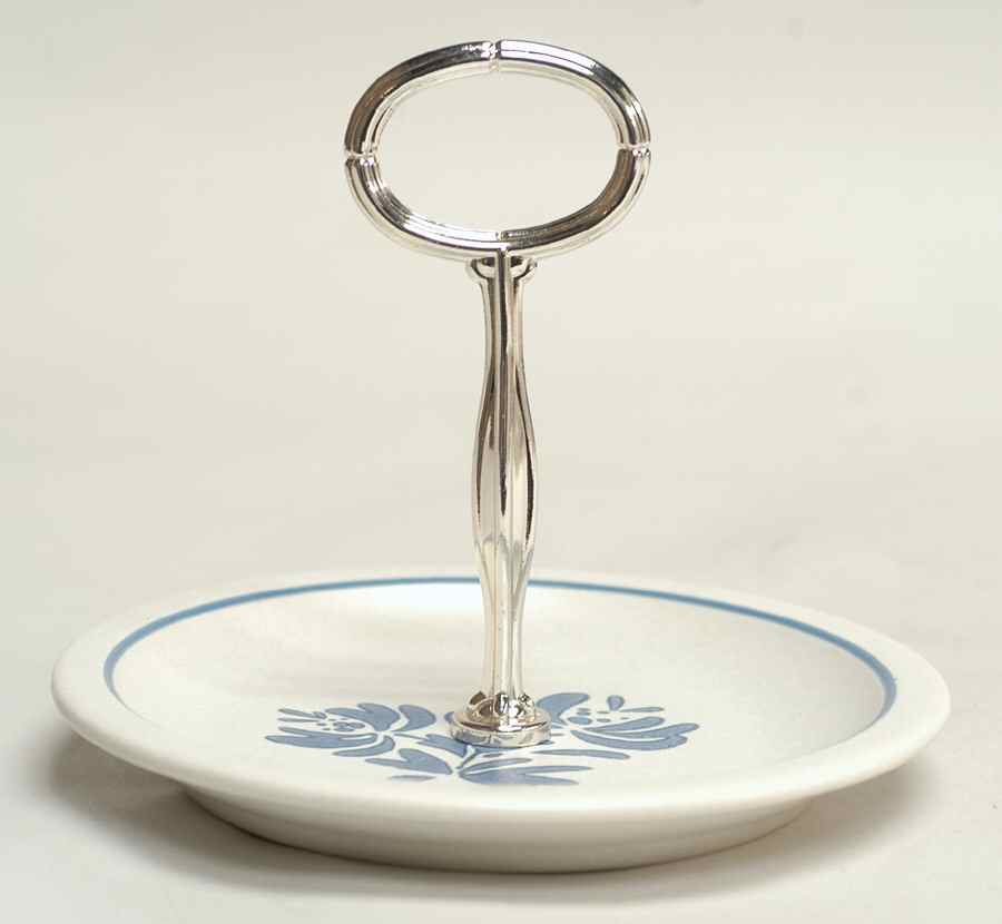 Yorktowne Round Serving Plate with Handle (SP) by Pfaltzgraff-1