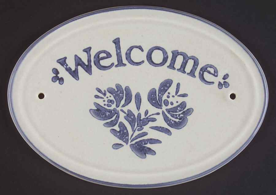 Yorktowne "Welcome" Wall Plaque by Pfaltzgraff-1