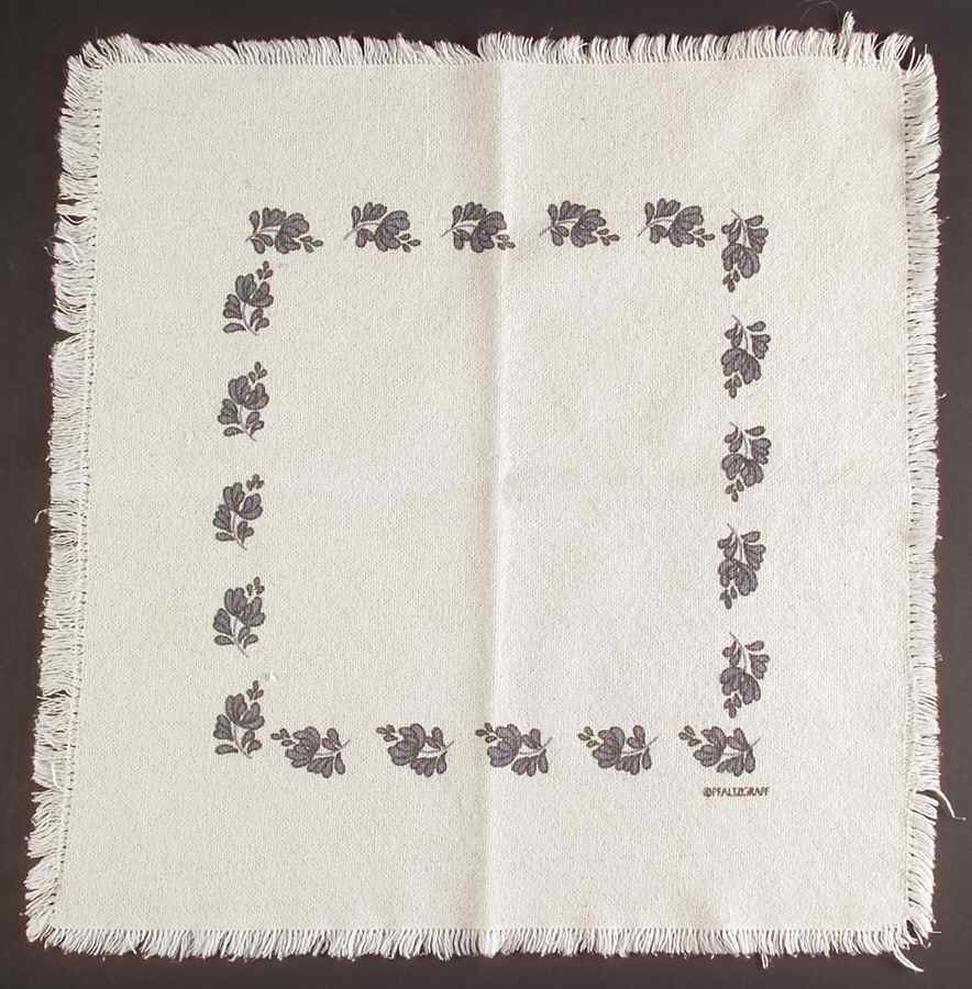 Yorktowne Cloth Napkin by Pfaltzgraff-1