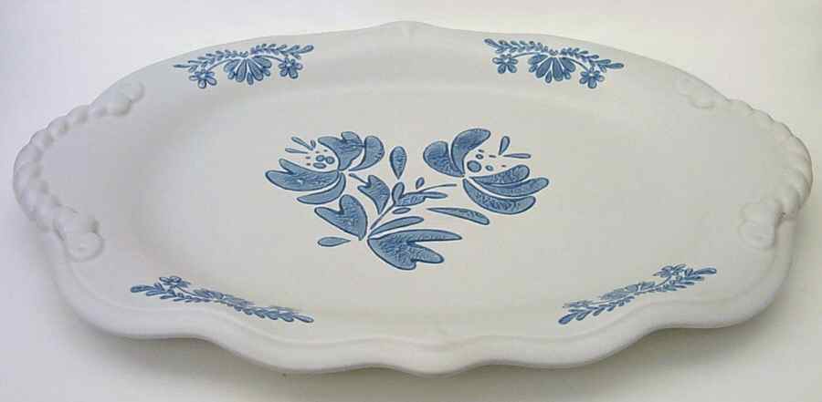 Yorktowne 16" Sculpted Oval Serving Platter by Pfaltzgraff-1