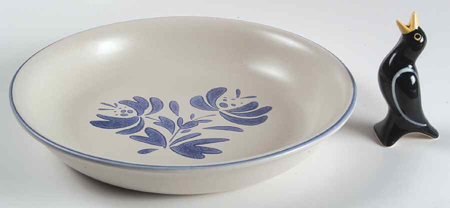 Yorktowne 10" Pie Baking Plate with Pie Bird by Pfaltzgraff-1