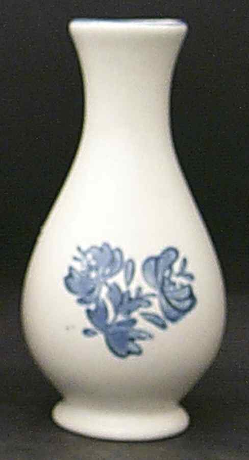 Yorktowne 5" Vase by Pfaltzgraff-1